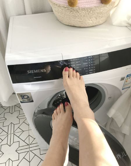 午夜精品在线免费观看
