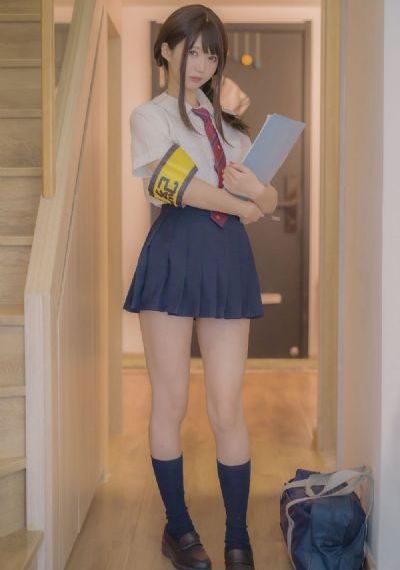 挨胬的女侠房秋莹14