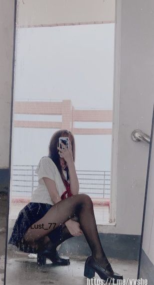 护士脱了内裤让我爽了一夜视频
