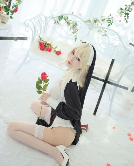 不穿内裤的女教师