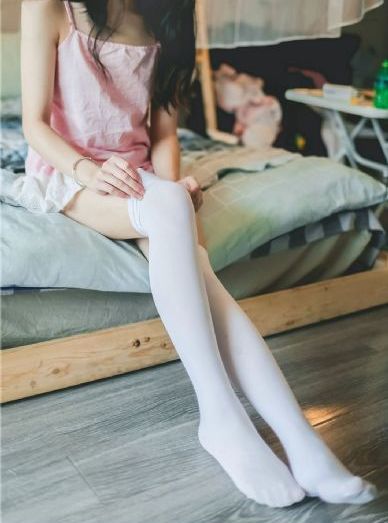 含着她的花蒂啃咬高潮69电影