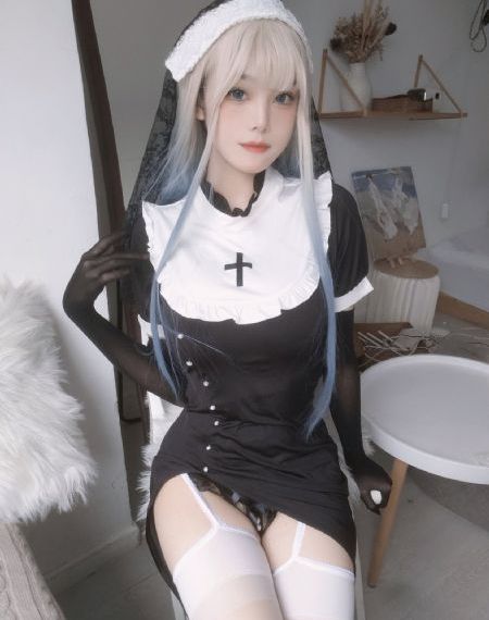 扒开腿狂躁老师爽出白浆在线观看