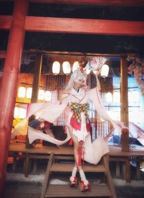 与敌共谋
