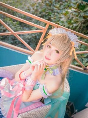 张柏芝陈冠希32钟在线播放